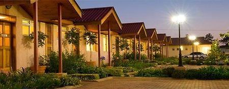Shakespeare Court Serviced Apartments Лусака Екстер'єр фото