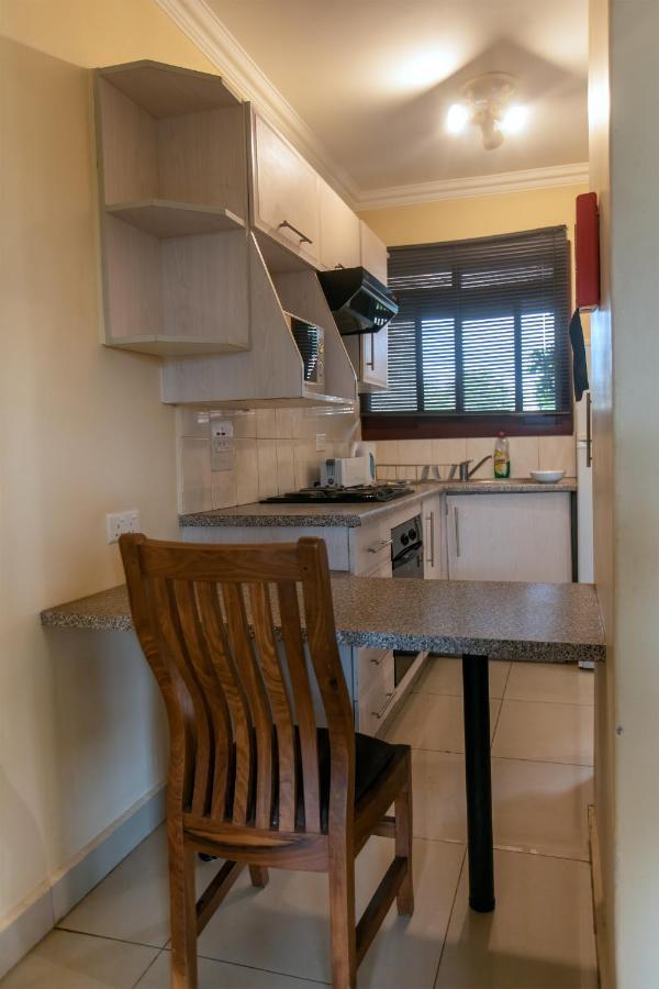 Shakespeare Court Serviced Apartments Лусака Екстер'єр фото