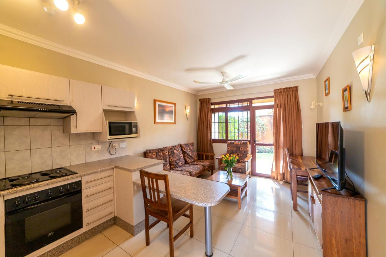 Shakespeare Court Serviced Apartments Лусака Екстер'єр фото