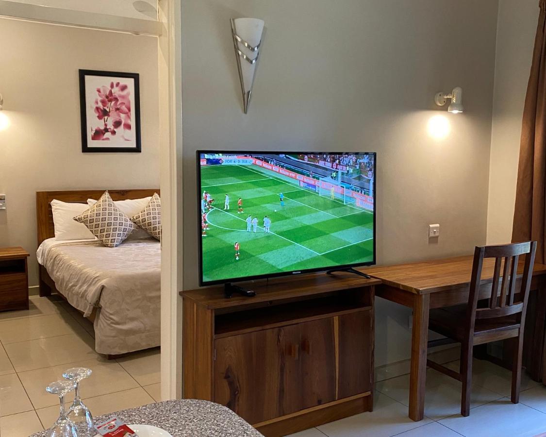 Shakespeare Court Serviced Apartments Лусака Екстер'єр фото
