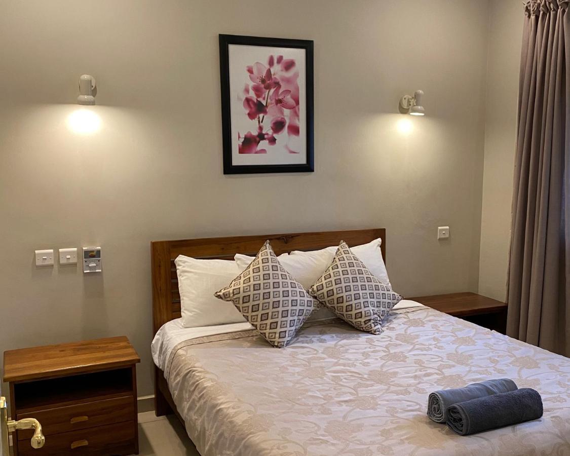 Shakespeare Court Serviced Apartments Лусака Екстер'єр фото