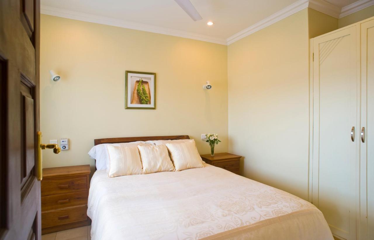 Shakespeare Court Serviced Apartments Лусака Екстер'єр фото
