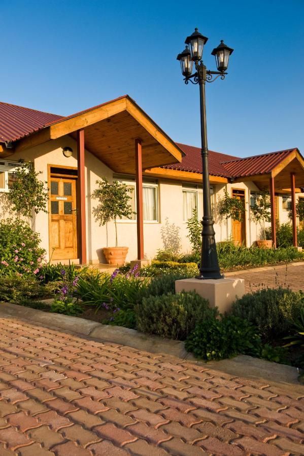 Shakespeare Court Serviced Apartments Лусака Екстер'єр фото