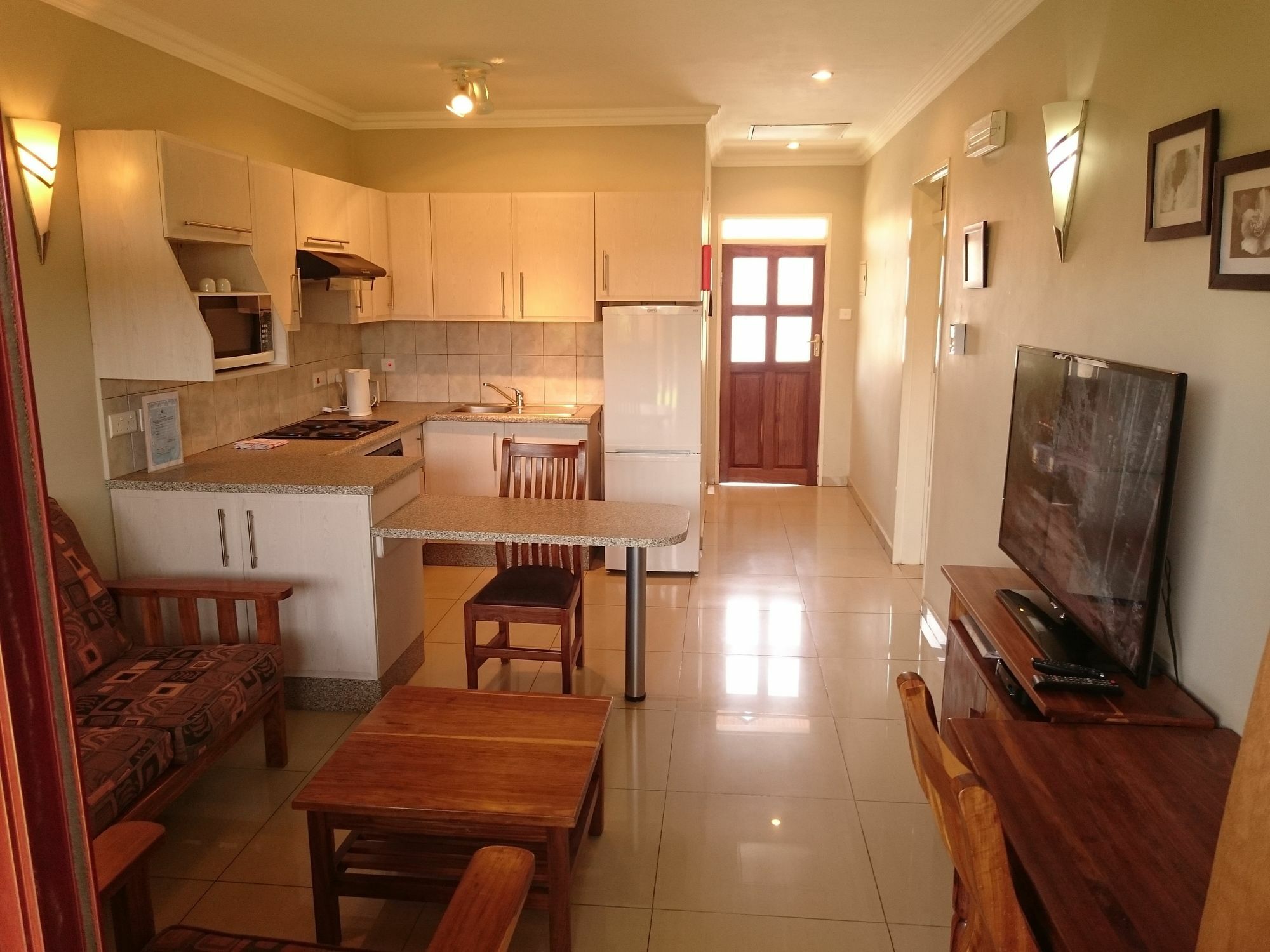 Shakespeare Court Serviced Apartments Лусака Екстер'єр фото